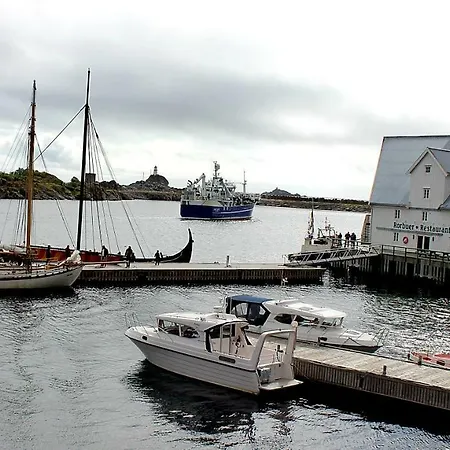 Lodge Lofoten And Kayak